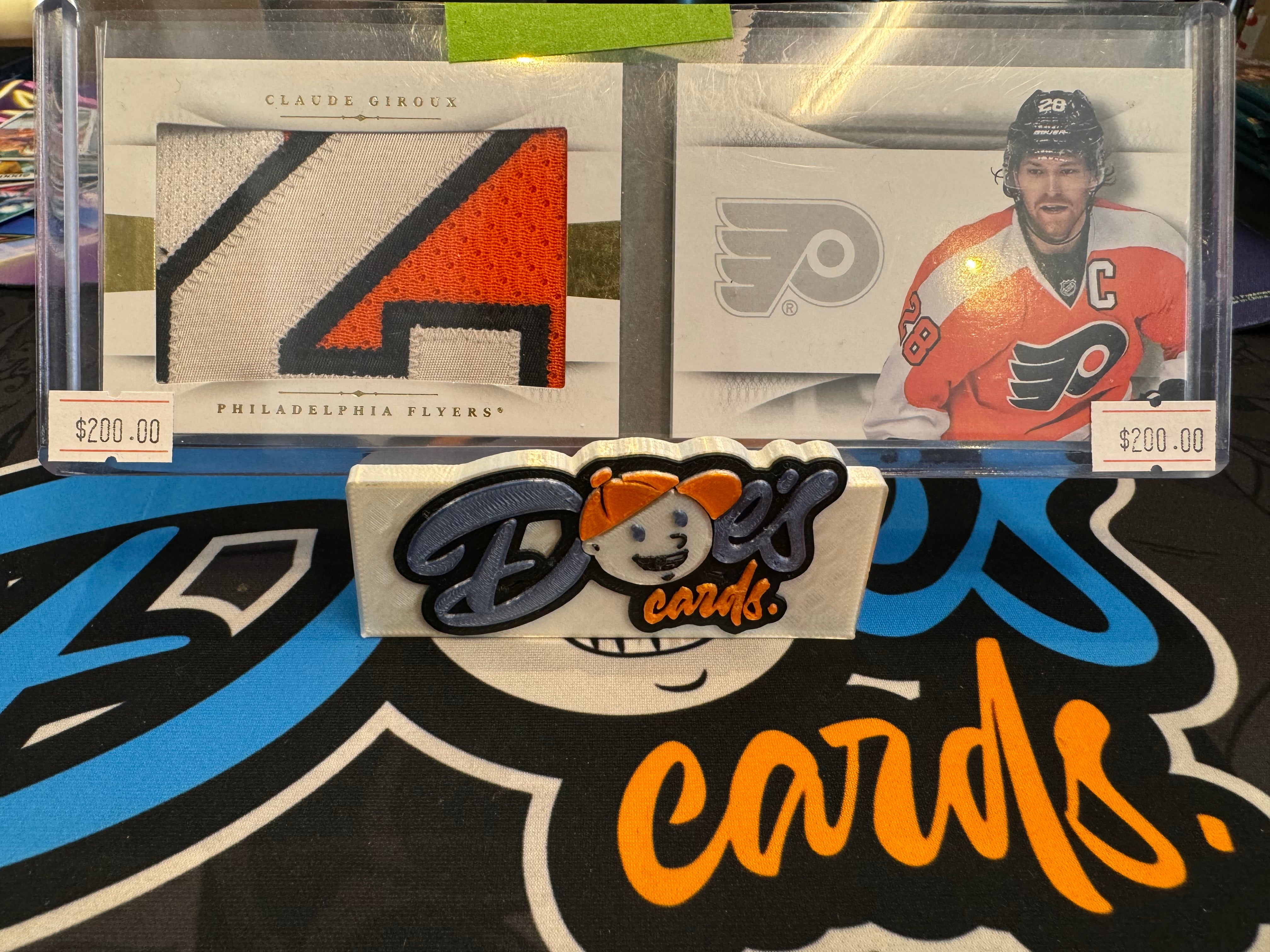 13/14 National Treasures Claude Giroux Jumbo Booklet Patch - Doe's Cards