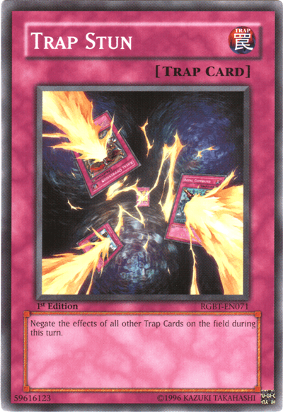 Trap Stun [RGBT-EN071] Common - Doe's Cards