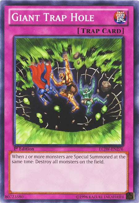 Giant Trap Hole [LCJW-EN276] Common - Doe's Cards