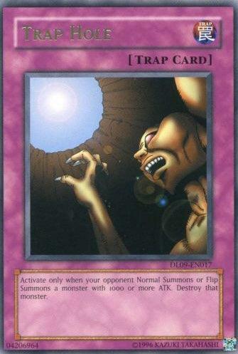 Trap Hole (Green) [DL09-EN017] Rare - Doe's Cards