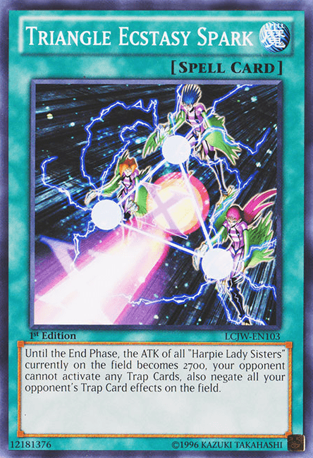 Triangle Ecstasy Spark [LCJW-EN103] Common - Doe's Cards